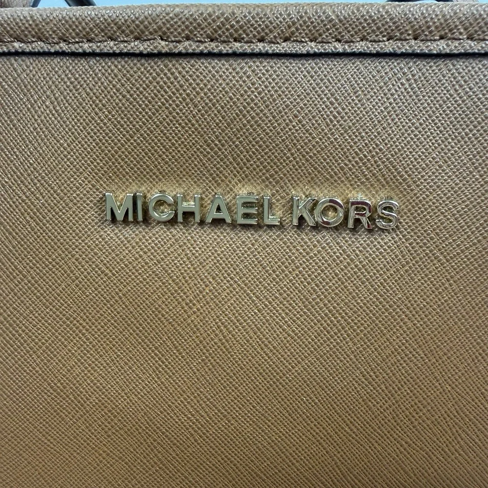 Michael‎ Kors Jet Set Medium Tote Saffiano Leather Lobster Clasp Luggage Brown